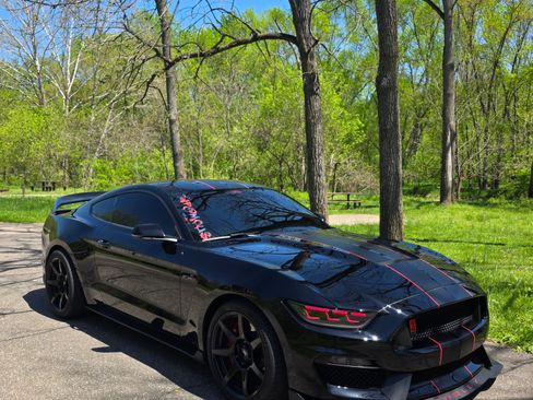 Used 2017 Ford Mustang Shelby GT350R w/ GT350R Equipment Group 920A image 10