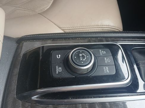 Used 2023 Nissan Armada Platinum w/ Captain's Chairs Package image 4