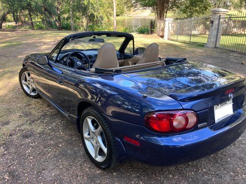 Used 2002 MAZDA MX-5 Miata LS image 6