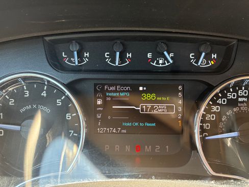 Used 2012 Ford F150 XLT w/ XLT Chrome Pkg RWD image 5