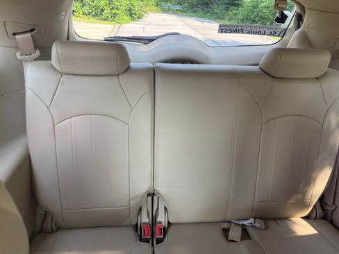 Used 2012 Buick Enclave Leather w/ Trailering Provision Package FWD image 12