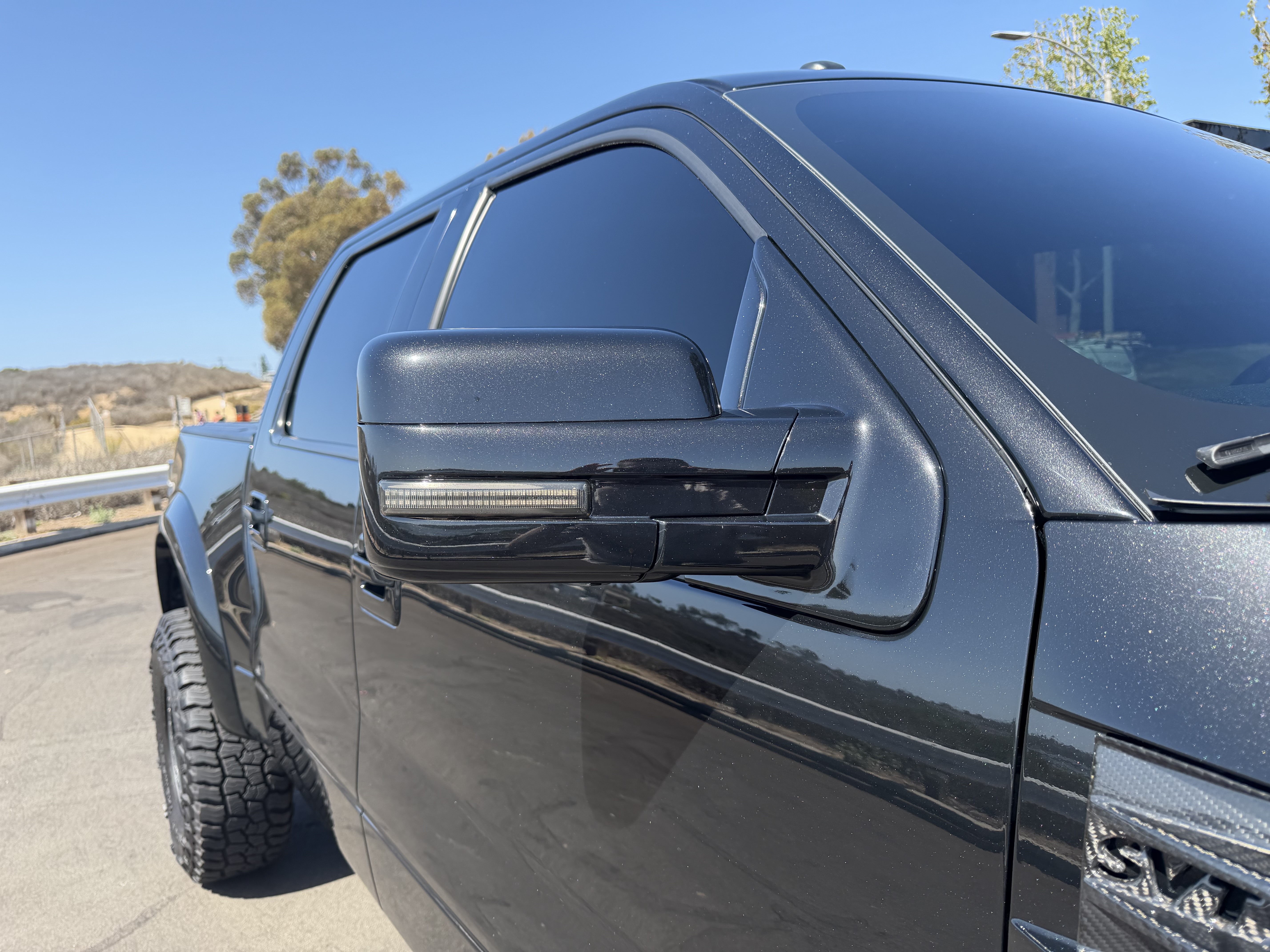 Used 2014 Ford F150 Raptor w/ Equipment Group 801A Luxury AWD/4WD image 11