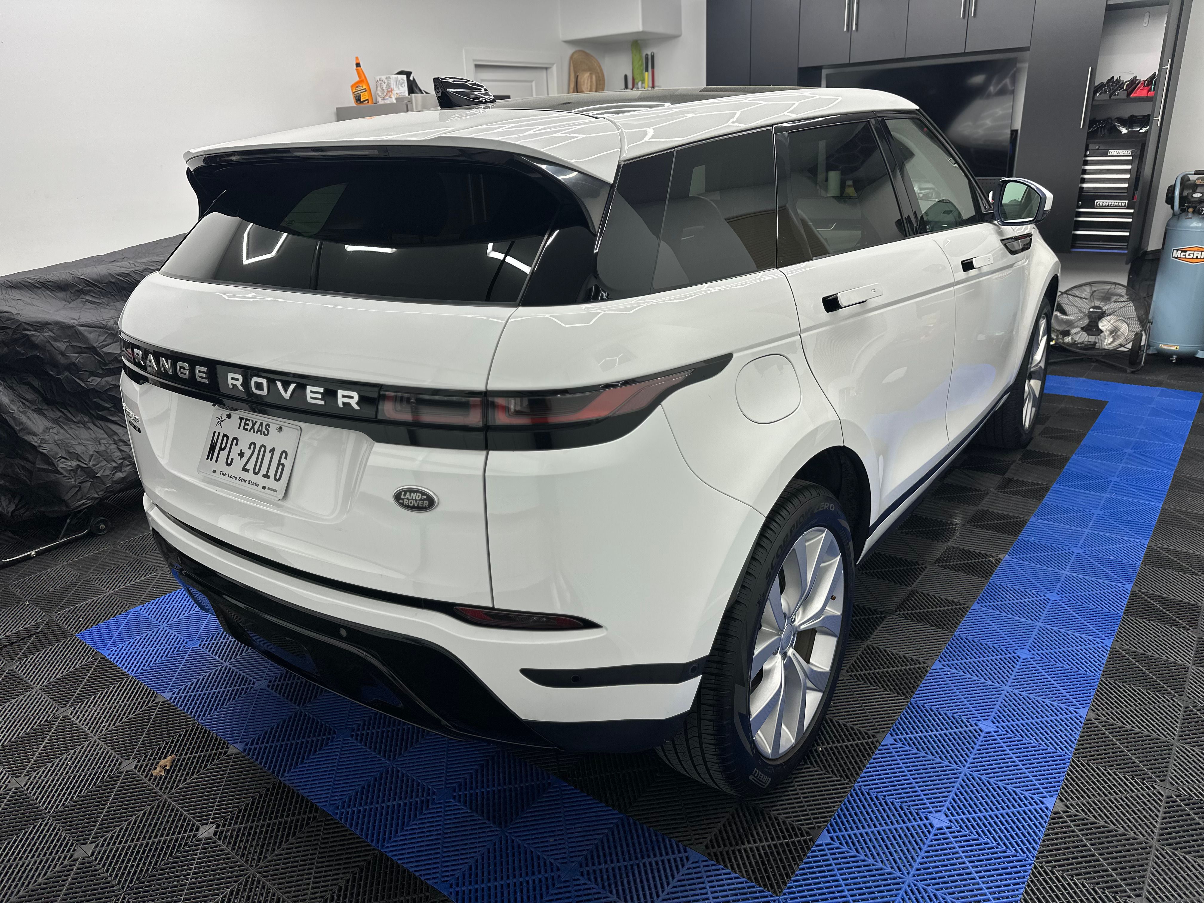 Used 2020 Land Rover Range Rover Evoque SE AWD/4WD image 5
