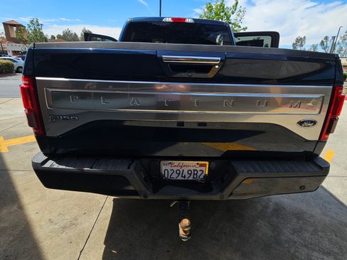 Used 2016 Ford F150 Platinum w/ Equipment Group 701A Luxury image 5