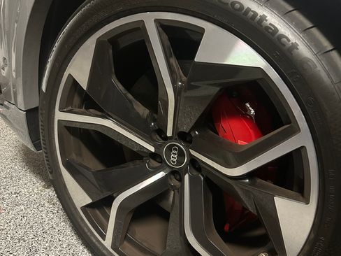 Used 2022 Audi RS Q8 w/ Black Optic Package image 14