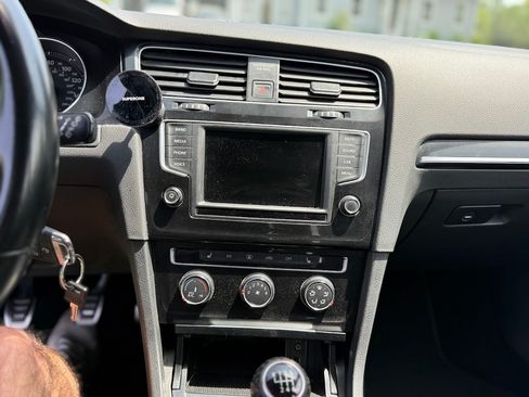 Used 2016 Volkswagen GTI S image 15