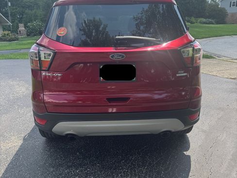 Used 2017 Ford Escape SE FWD image 8