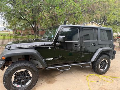 Used 2011 Jeep Wrangler Unlimited Rubicon w/ Connectivity Group