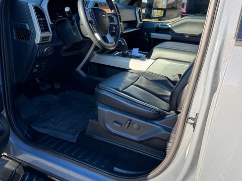 Used 2019 Ford F150 Lariat w/ Equipment Group 502A Luxury image 12
