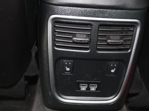 Used 2016 Dodge Charger R/T Scat Pack w/ Technology Group RWD image 14