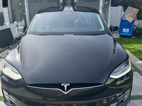 Used 2017 Tesla Model X P100D image 6