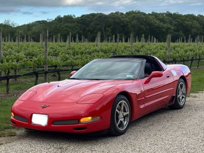 Used 1999 Chevrolet Corvette Coupe w/ Memory Pkg