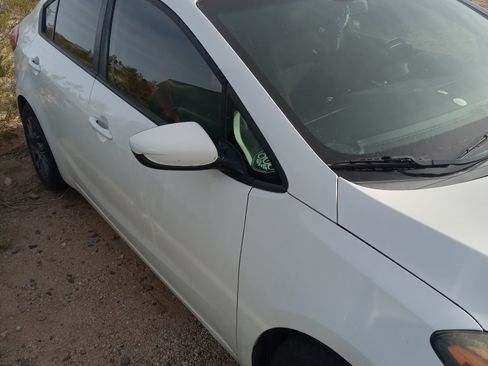 Used 2016 Kia Forte LX image 8