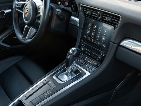 Used 2019 Porsche 911 Carrera image 26