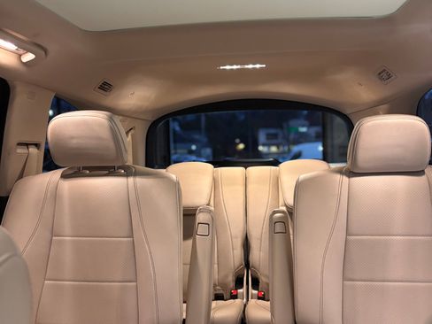 Used 2020 Mercedes-Benz GLS 450 4MATIC image 11