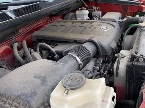 Used 2014 Toyota Tundra SR5 image 18