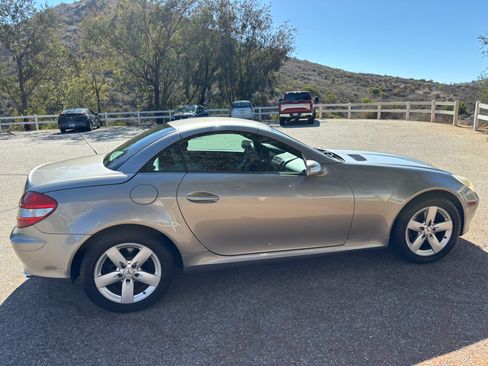 Used 2007 Mercedes-Benz SLK 280 image 4