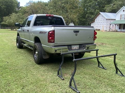 Used 2009 Dodge Ram 2500 Truck SXT image 33