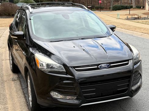 Used 2013 Ford Escape Titanium w/ Parking Technology Pkg image 2