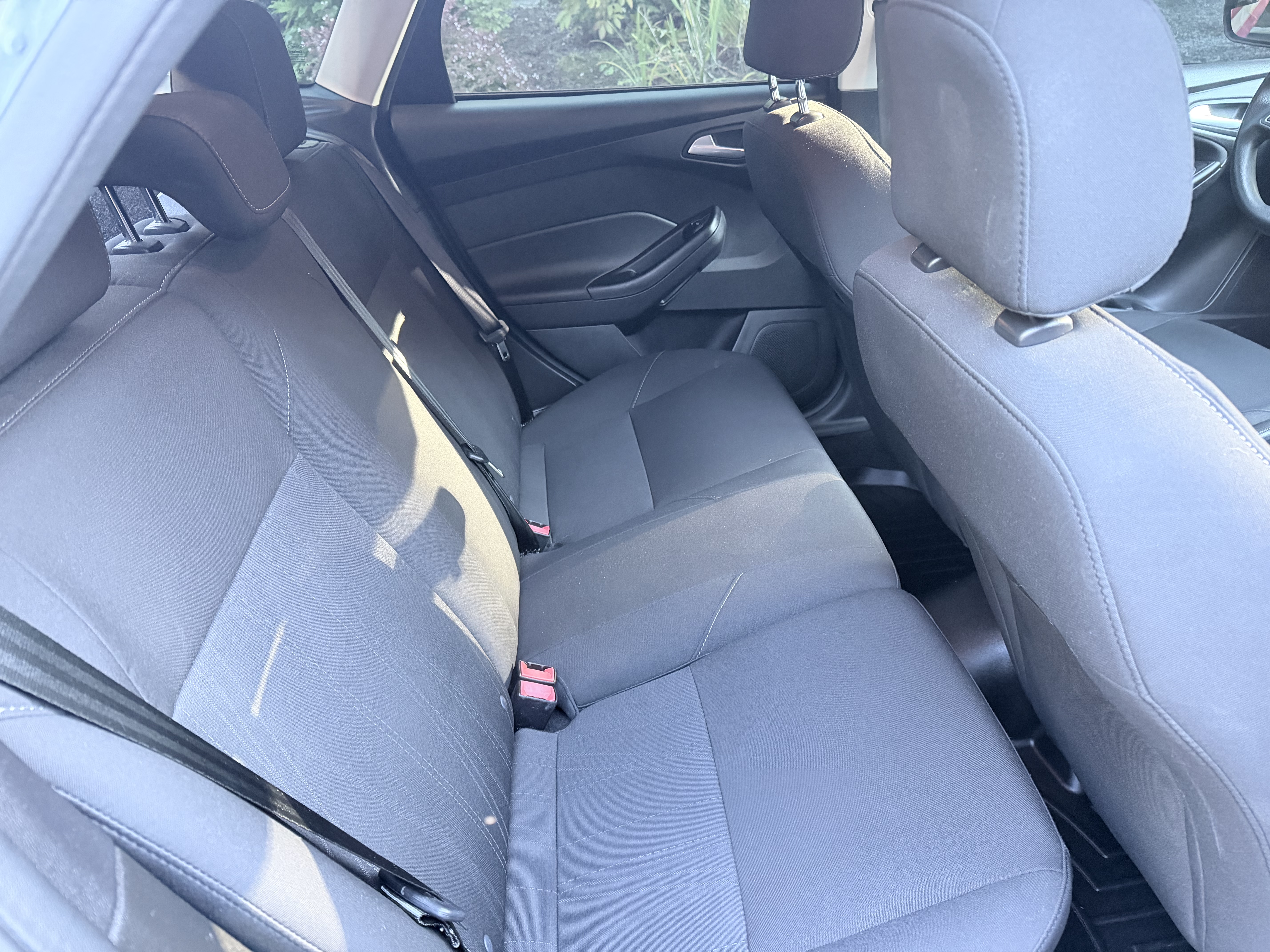 Used 2016 Ford Focus SE FWD image 10