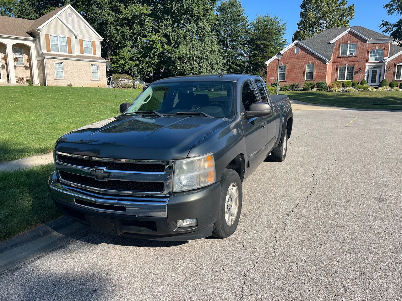 Used 2011 Chevrolet Silverado 1500 LT w/ All-Star Edition RWD image 1