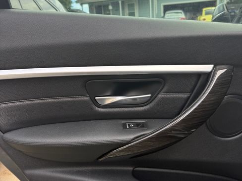 Used 2016 BMW 328i Sedan RWD image 12