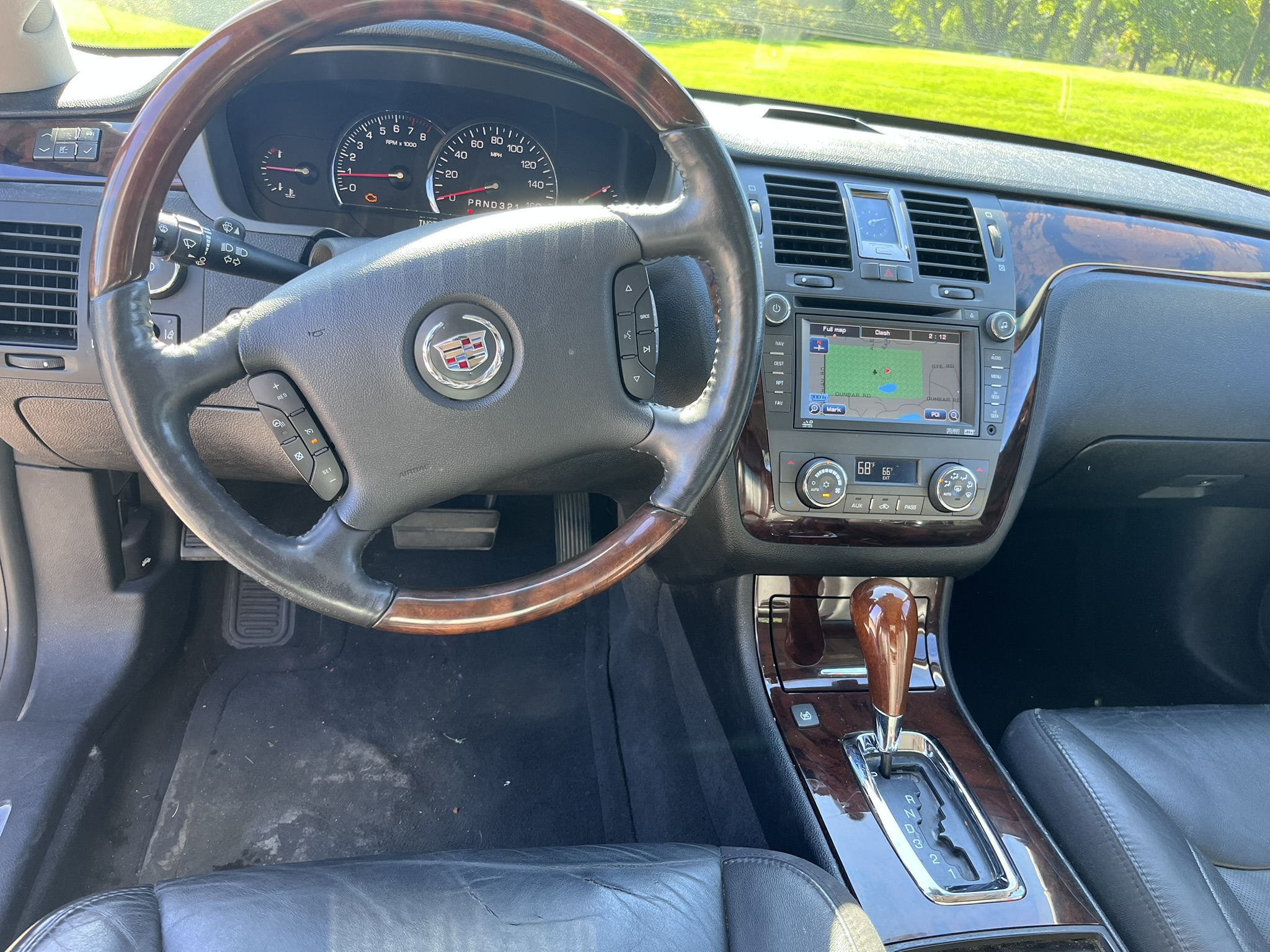 Used 2008 Cadillac DTS FWD image 12