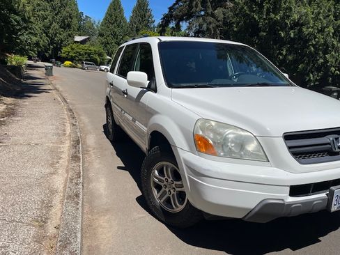 Used 2005 Honda Pilot EX image 4
