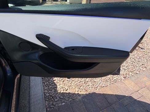 Used 2024 Tesla Model 3 Performance image 19