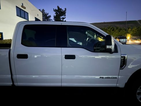 Used 2022 Ford F250 XLT w/ XLT Value Package image 12