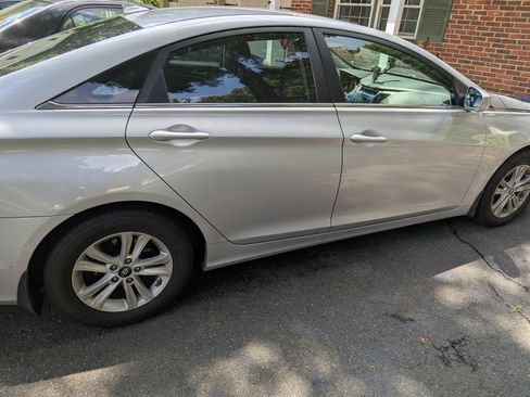 Used 2013 Hyundai Sonata GLS w/ Popular Equipment Pkg FWD image 13