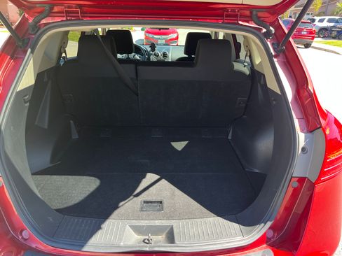 Used 2011 Nissan Rogue SV w/ Premium Pkg image 22