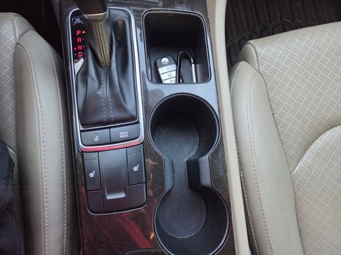 Used 2016 Kia Optima EX image 18