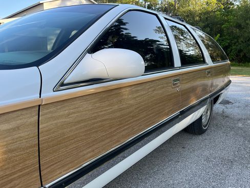 Used 1996 Buick Roadmaster Estate image 6
