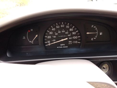 Used 2003 Toyota Tacoma Pickup 2D 6 ft image 13