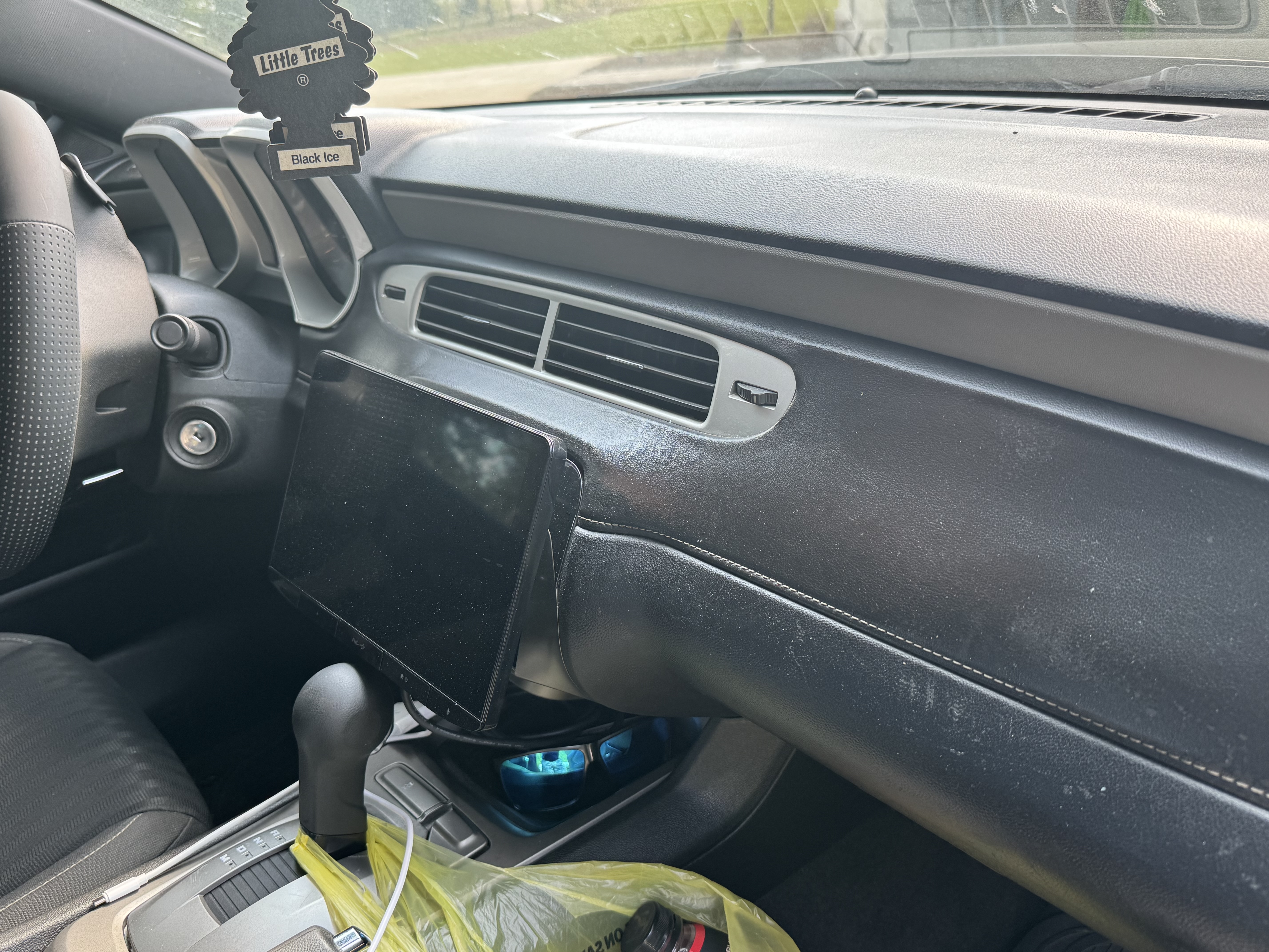 Used 2014 Chevrolet Camaro LS RWD image 5