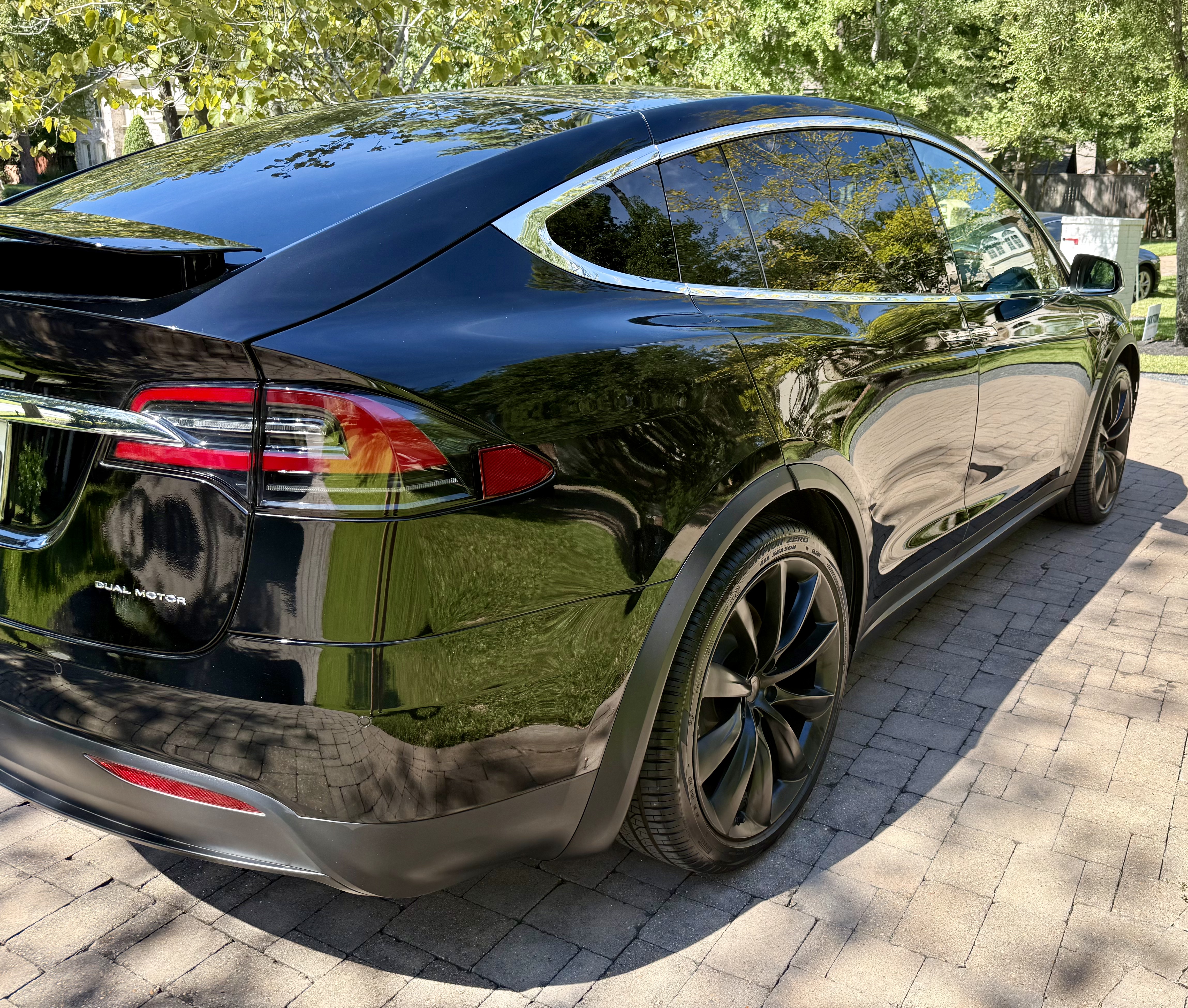 Used 2020 Tesla Model X Long Range AWD/4WD image 12