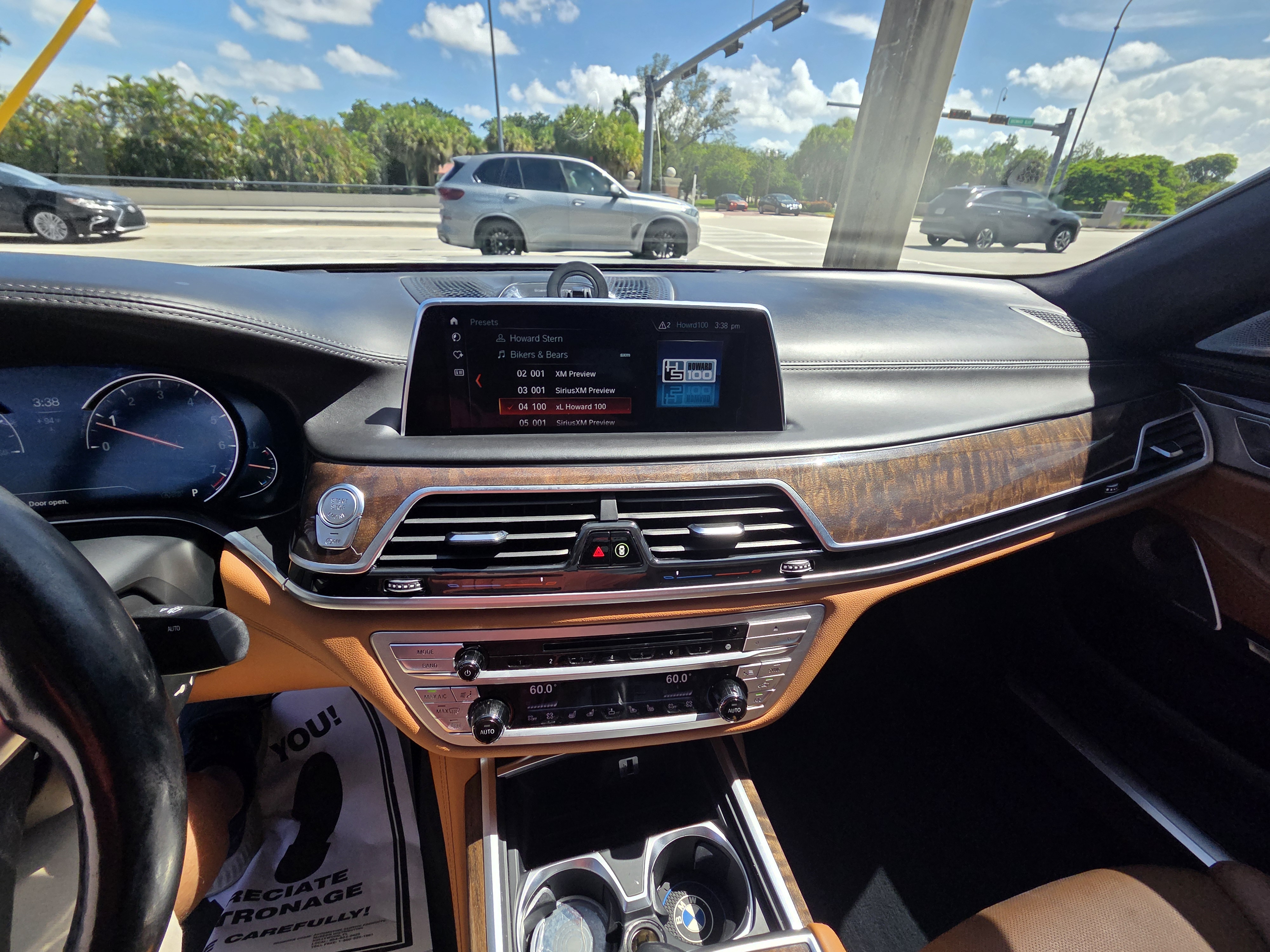 Used 2018 BMW 750i RWD image 12