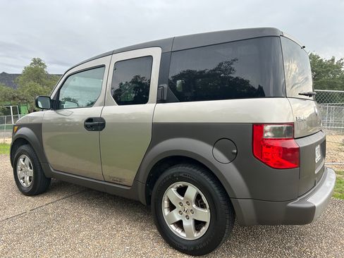 Used 2004 Honda Element EX image 8
