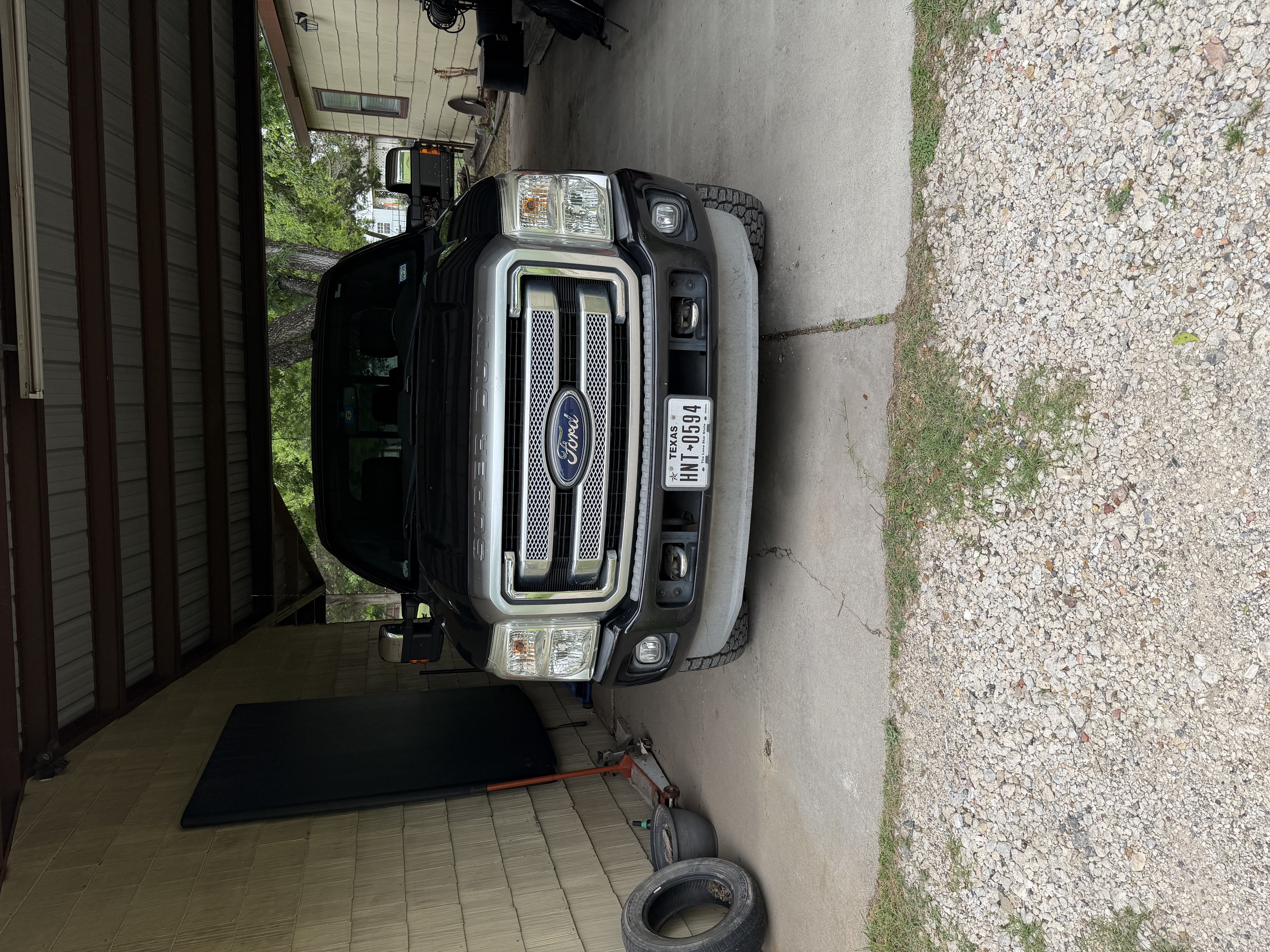 Used 2013 Ford F250 Platinum w/ FX4 Off Road Pkg AWD/4WD image 1