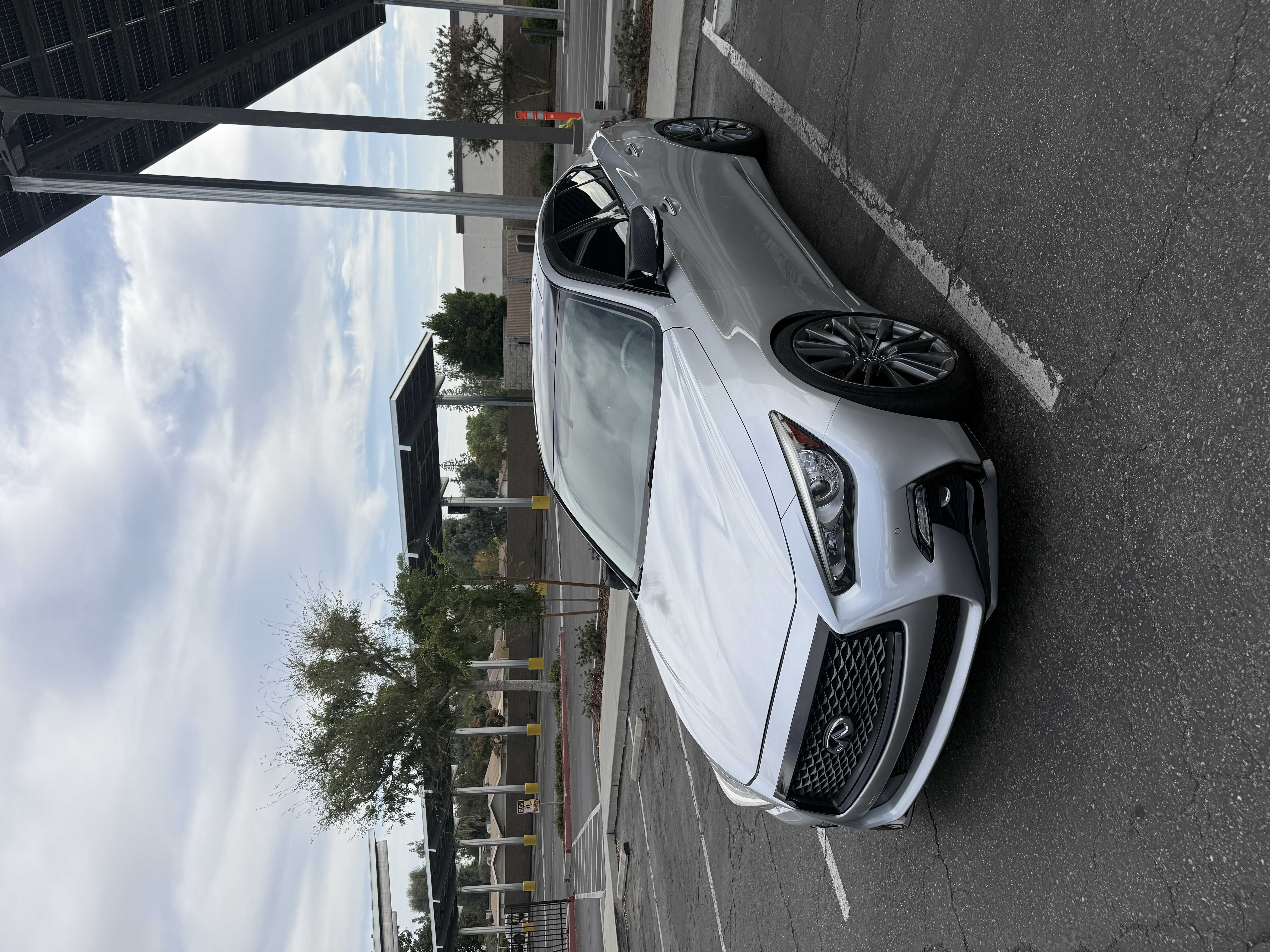 Used 2015 INFINITI Q50 Premium w/ Navigation Package AWD/4WD image 2