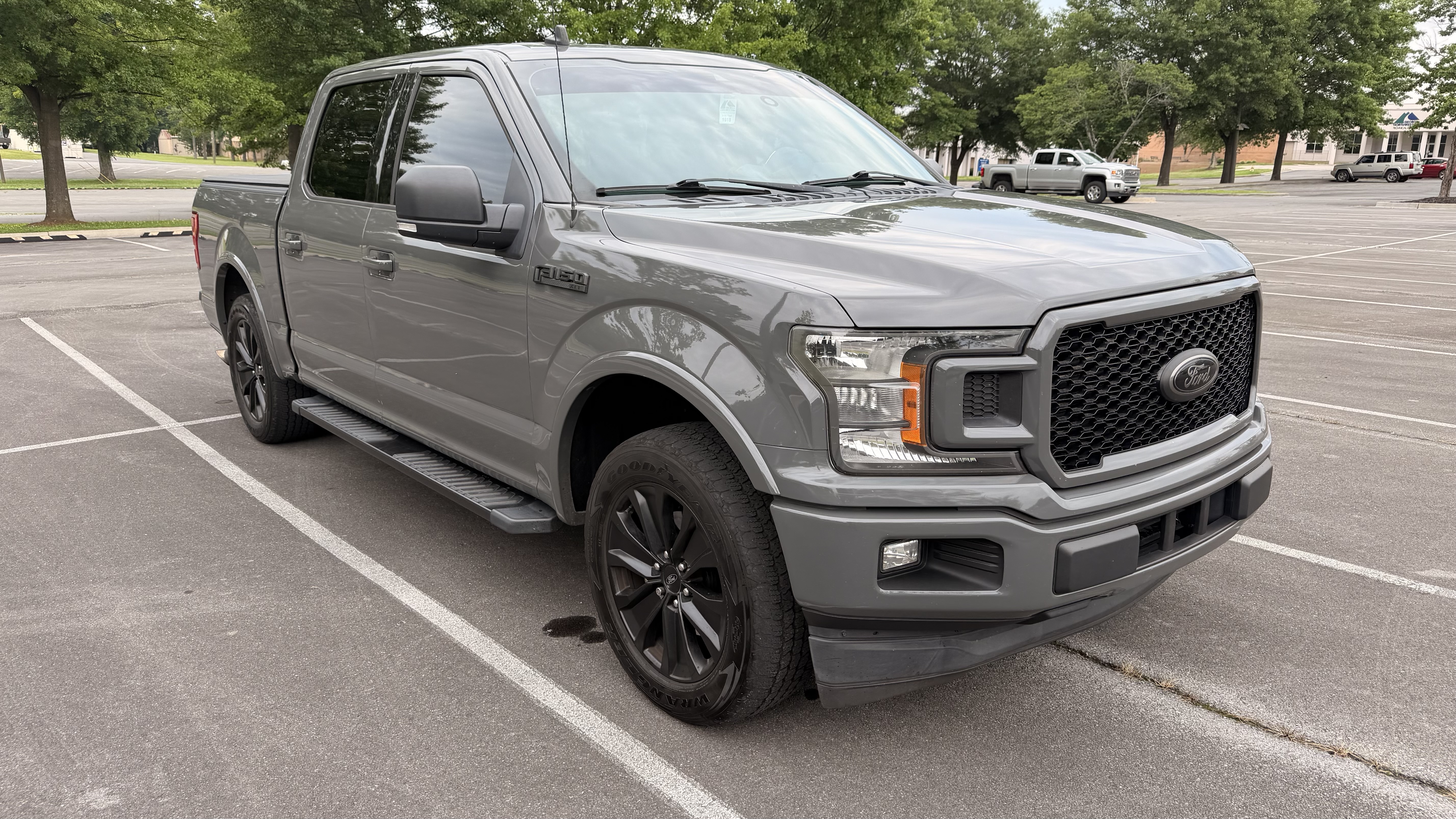 Used 2020 Ford F150 XLT w/ Equipment Group 302A Luxury RWD image 2