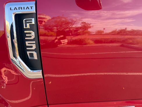 Used 2020 Ford F350 Lariat w/ Chrome Package AWD/4WD image 8