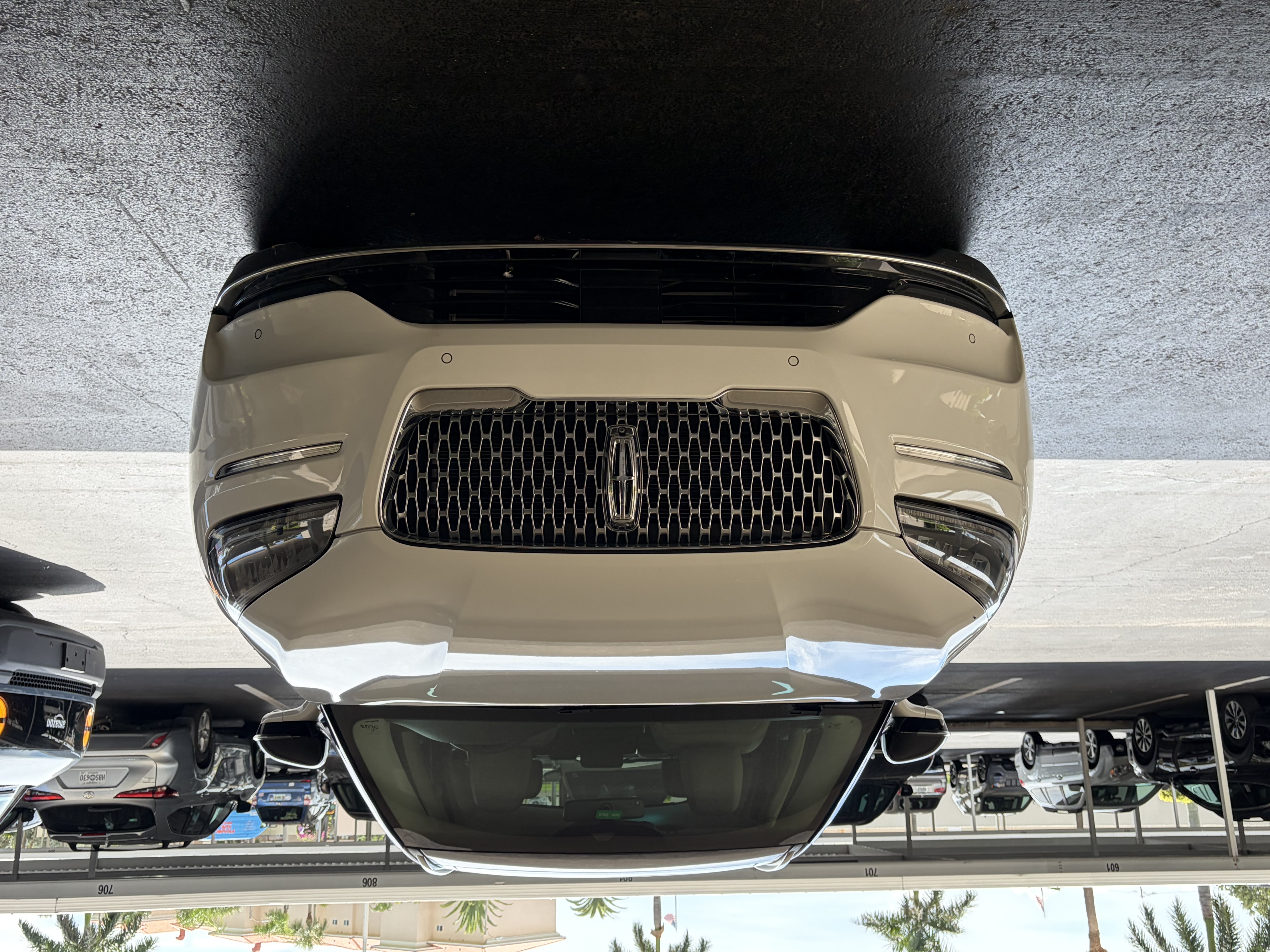 Used 2022 Lincoln Corsair Reserve w/ Equipment Group 201A FWD image 1