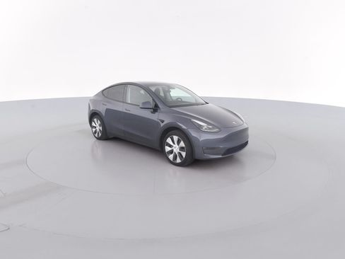 Used 2023 Tesla Model Y Long Range image 5
