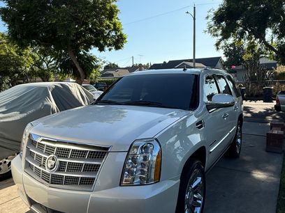 Used 2011 Cadillac Escalade Platinum