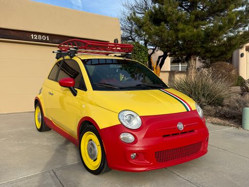 Used 2012 FIAT 500 Sport w/ Safety & Convenience Pkg FWD image 2