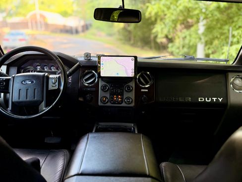 Used 2014 Ford F250 Lariat w/ Chrome Package AWD/4WD image 18