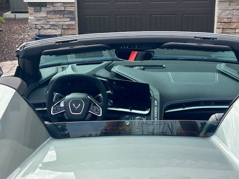 Used 2023 Chevrolet Corvette Stingray Preferred Conv w/ Z51 Performance Package image 8