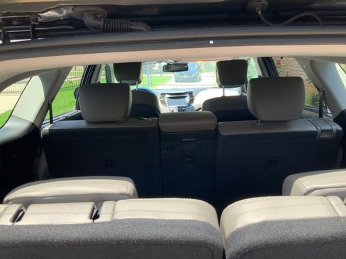 Used 2018 Hyundai Santa Fe FWD image 17